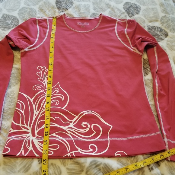 Athleta Rashguard - Picture 8 of 8